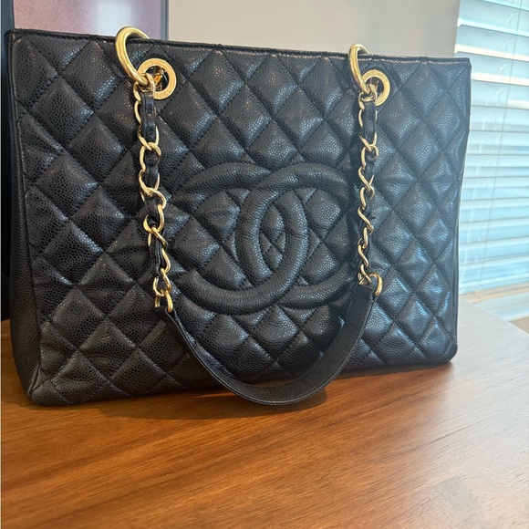 Chanel Grand Shopping Tote with gold chains - Picture 1 of 11